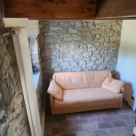 Stone House In The Bolognese Apennines Creda